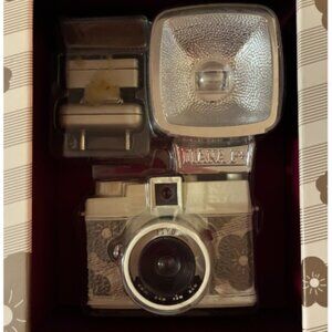 Diana Mini Special Edition “JIYU” Film Camera + Flash — Lomography — M